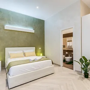 Penta Luxury House 2*, Rome Italy